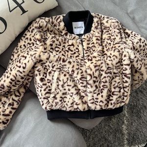 Medium cheetah jacket bb dakota